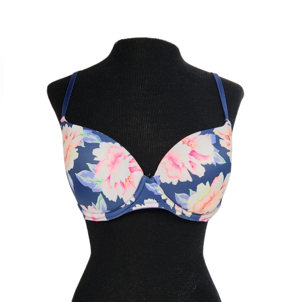 ❤️ Victoria's Secret PINK Wear Everywhere Push Up Bra ❤️